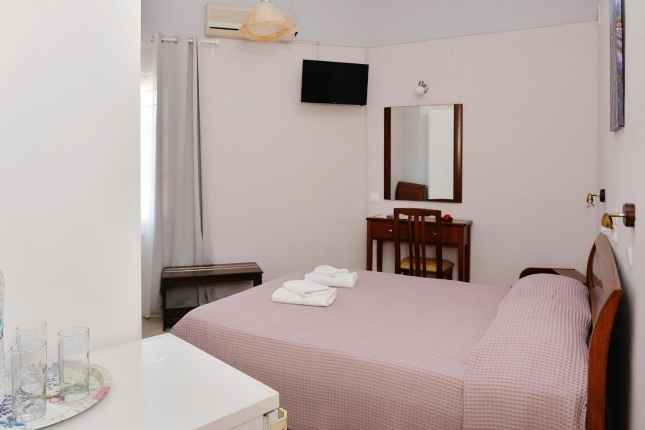 Hotel Villa Plaza Spetses Town Luaran gambar